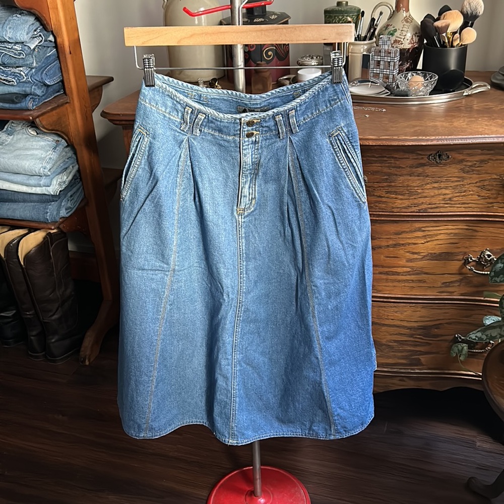 VINTAGE Liz Wear Western Denim Skirt 100% Cotton